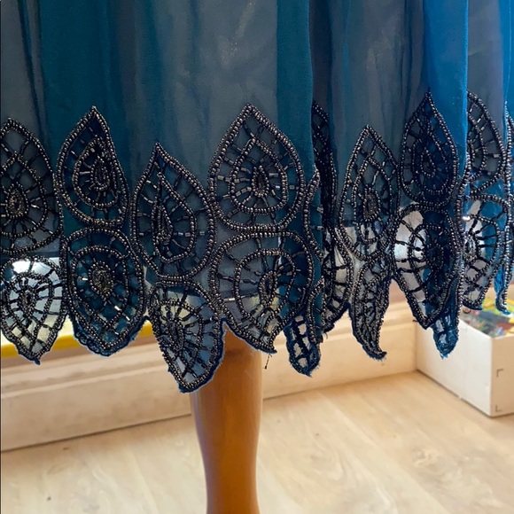 Dress - Picture 3 of 4